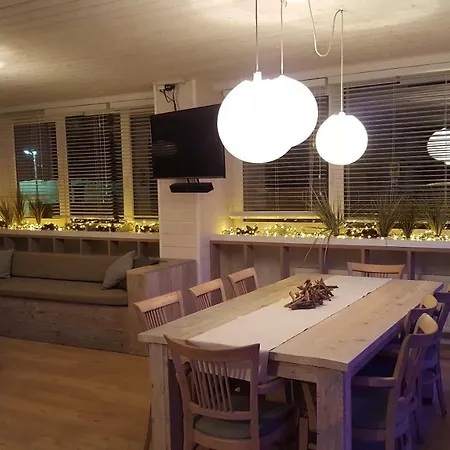Sunset Apartment *
